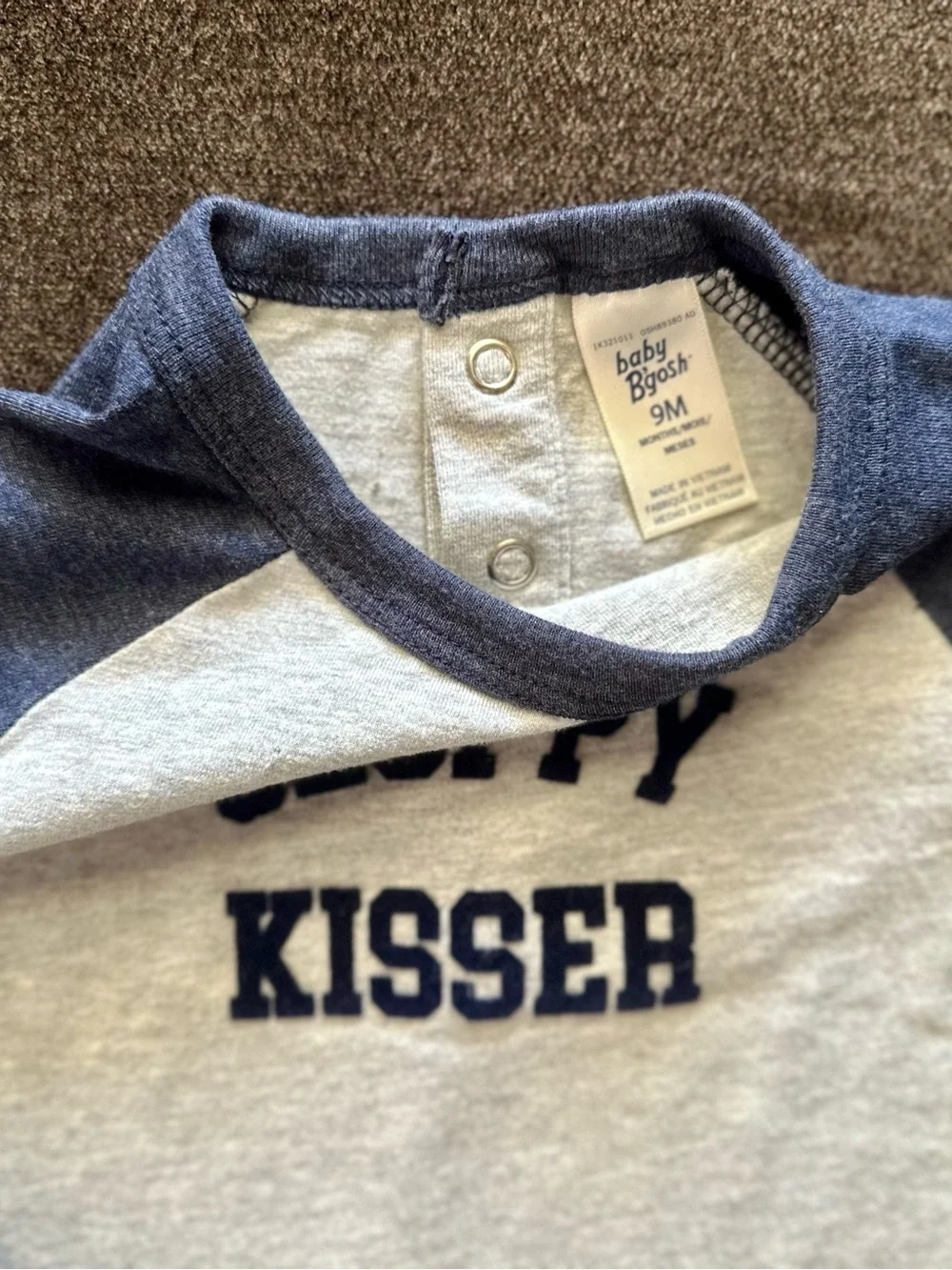 OshKosh B'gosh Gray Bodysuit with Blue Raglan Sleeves
